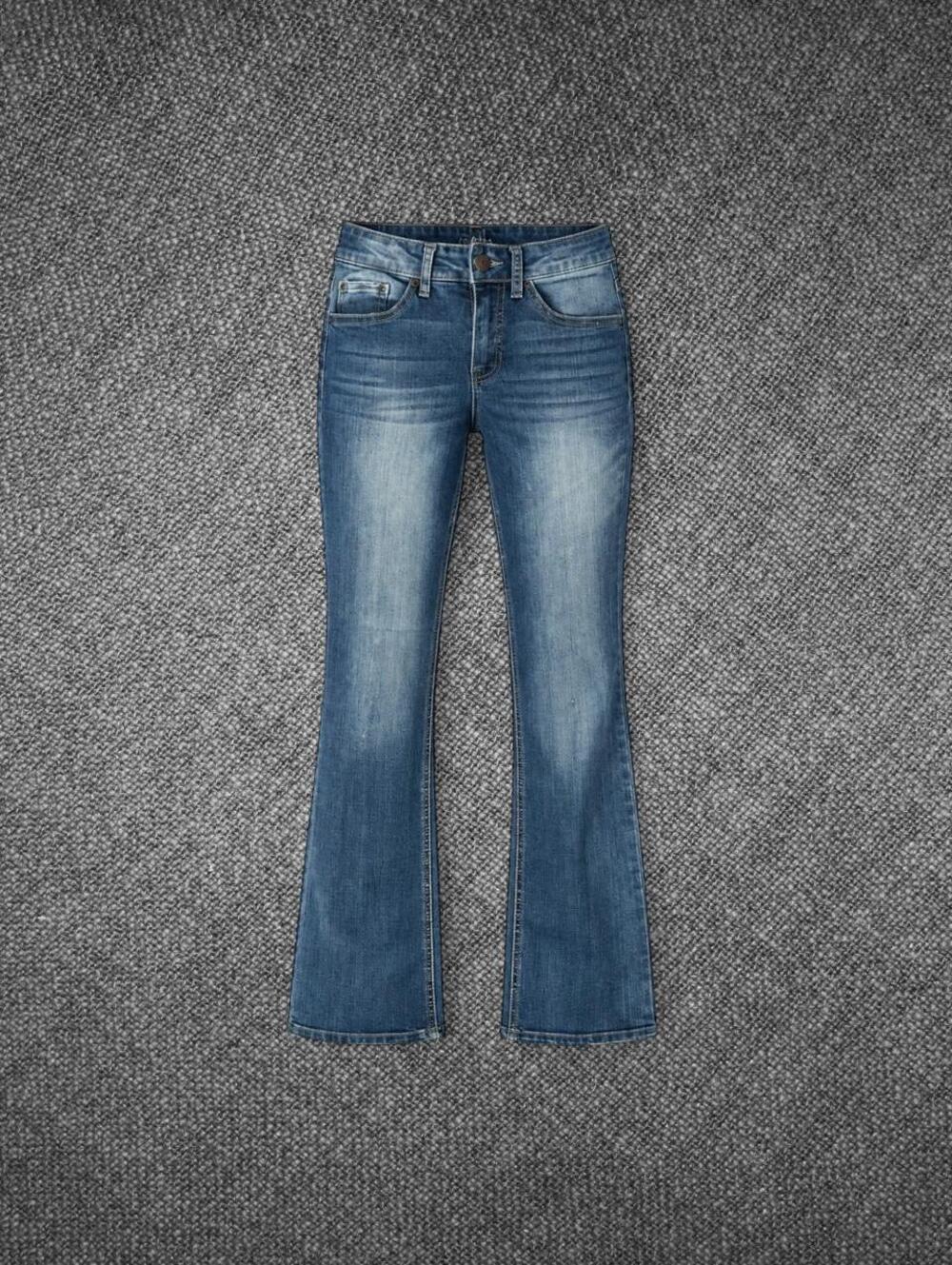 Time And Tru Size 10 Bootcut Stretch Blue Jeans